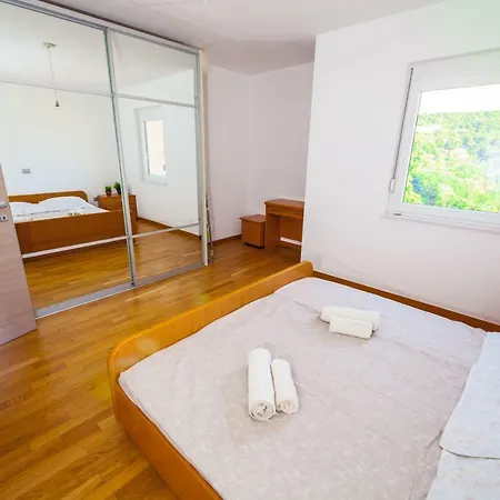 Luxury Duna Apartmán